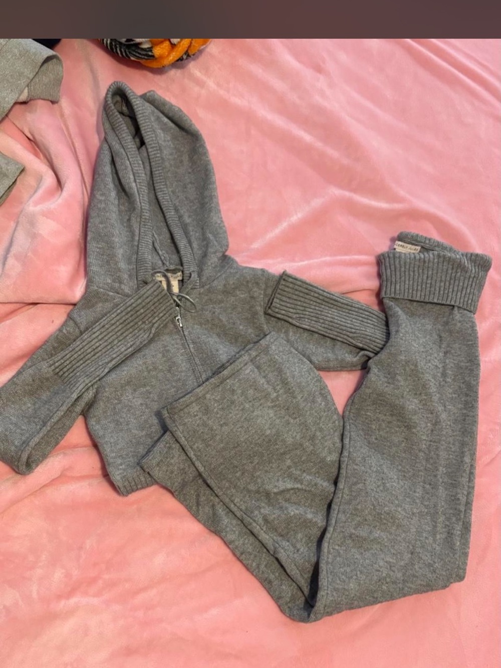 Sincerely Jules Women’s Gray Knit Hoodie & Joggers Set